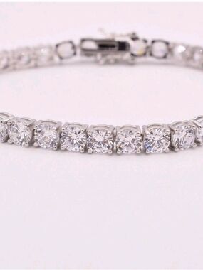 5mm Round Cut Sparkling Prong Set Tennis Bracelet Sterling Silver 925 7inches-